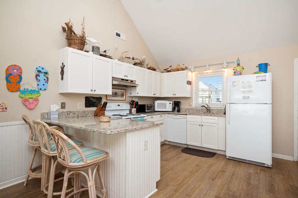 Kitchen - 1st Level North