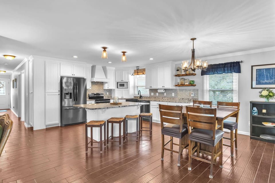 Dining / Kitchen - Main Level Northwest