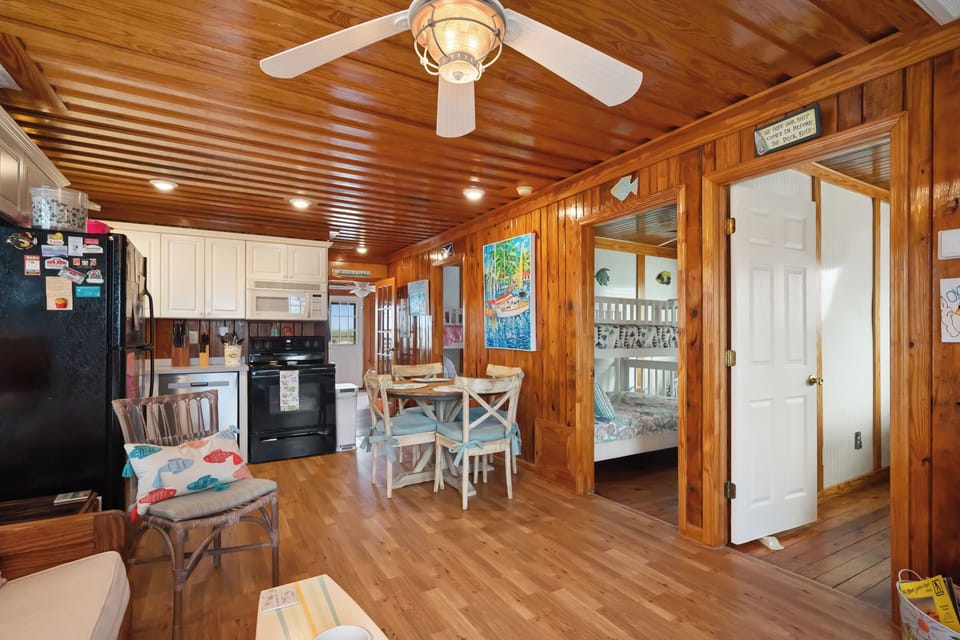 Living Area - Northeast