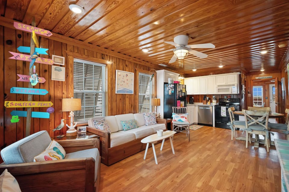 Living Area - Northeast