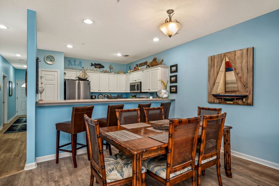 Dining Area - Southwest