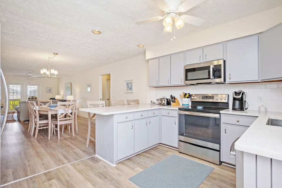 Kitchen - North
