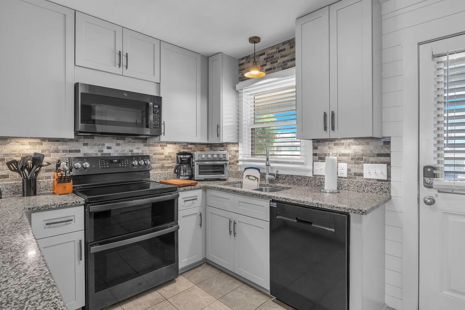 Kitchen - North