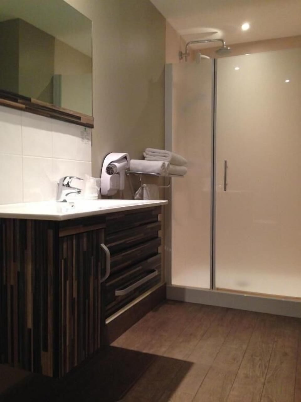 Standard Double Room, Valley View | Bathroom