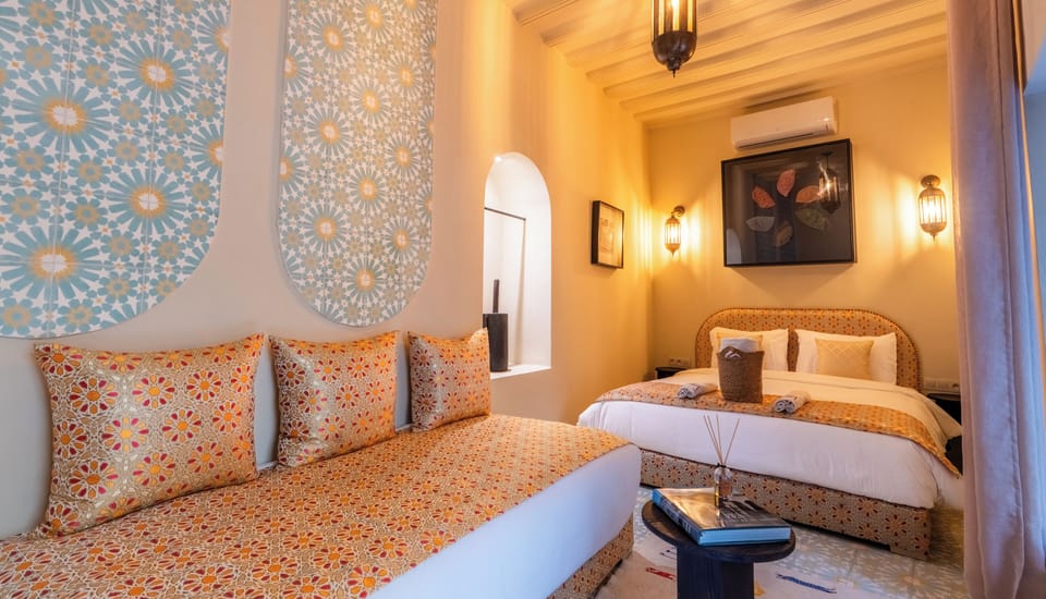 Comfort Triple Room (Bigarrée) | In-room safe, individually decorated, individually furnished