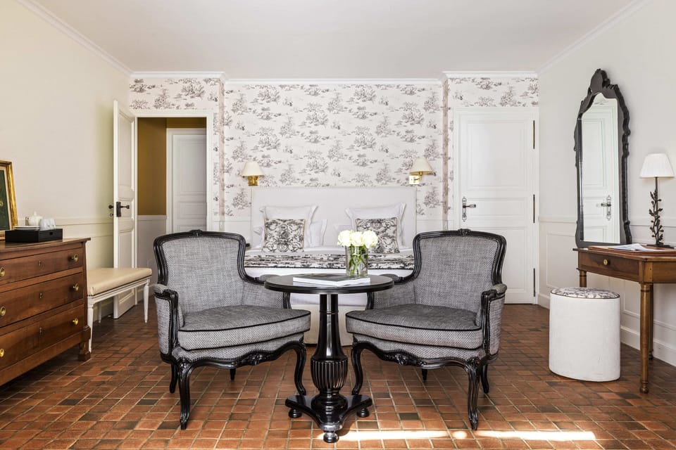 Classic Room (Superior Château) | Minibar, in-room safe, individually decorated, individually furnished