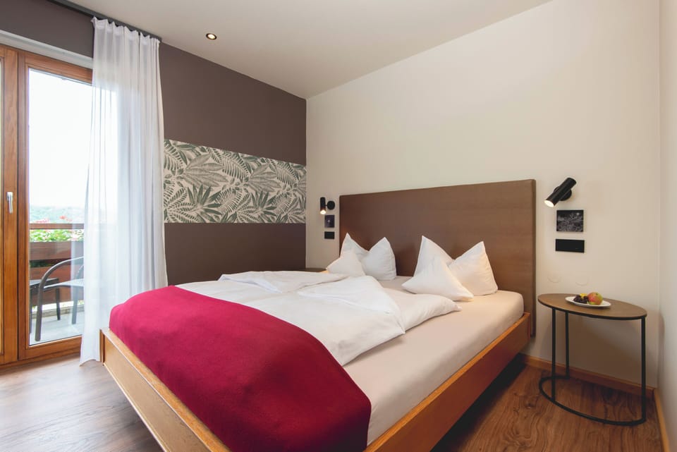 Standard Double Room | Hypo-allergenic bedding available, desk, laptop workspace
