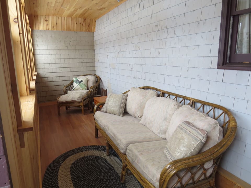 Enclosed front porch