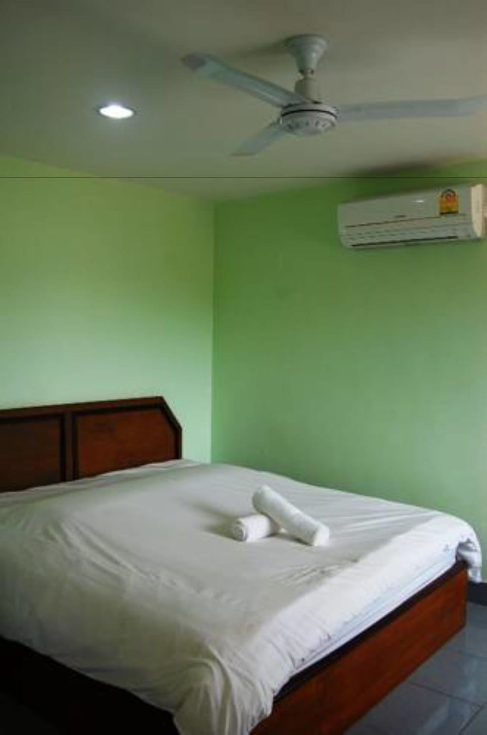 Standard Double Room | Rollaway beds, free WiFi