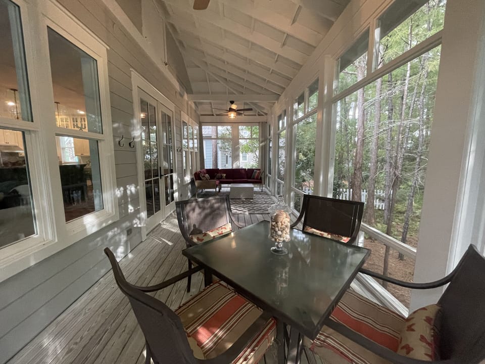 Screened-in Back Porch
