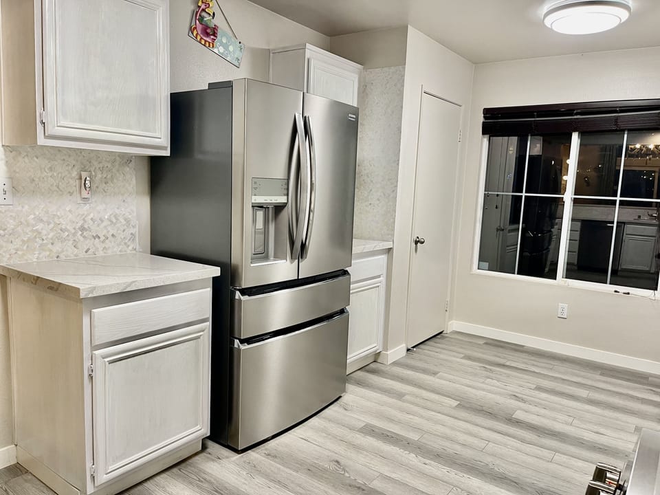 Kitchen has almost everything