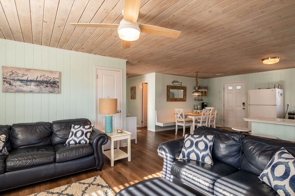 Living Room - Southwest
