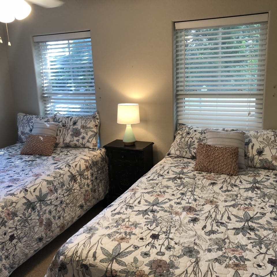1st room - 2 full beds 
