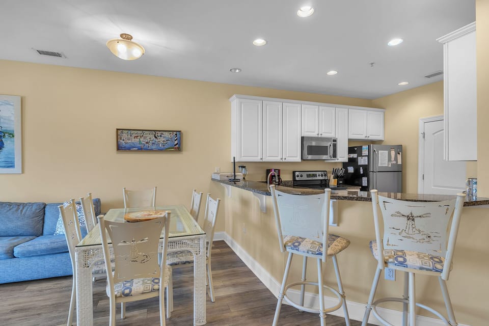 Dining / Kitchen Bar Stools - North