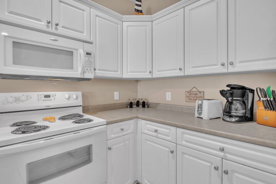 Kitchen - North