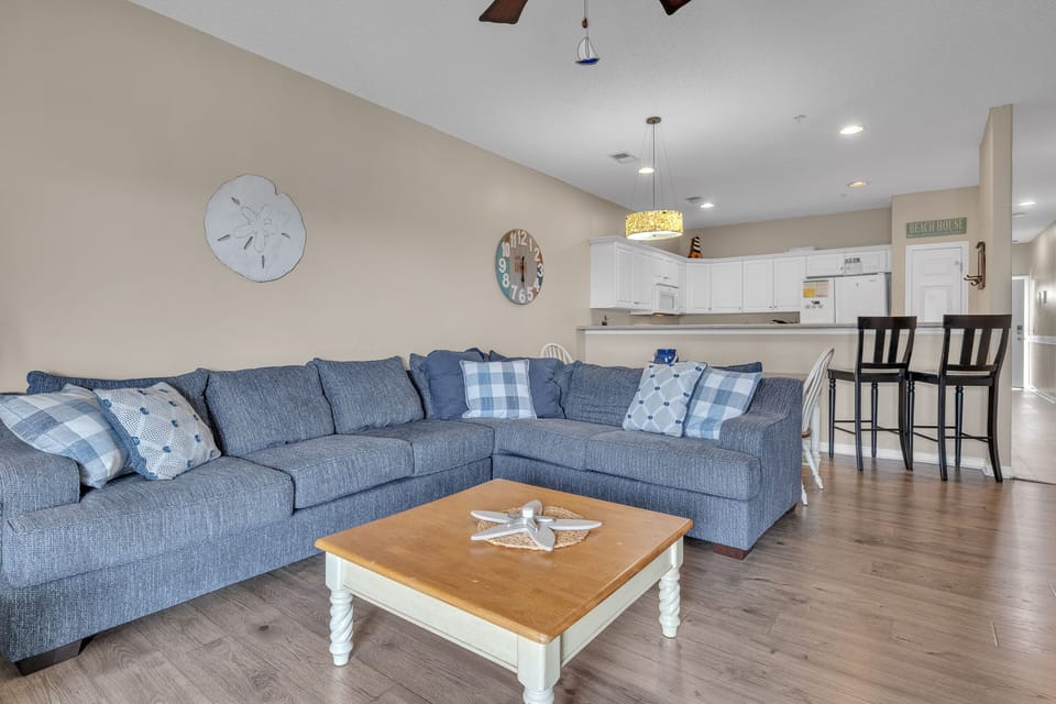 Living Area - Northwest