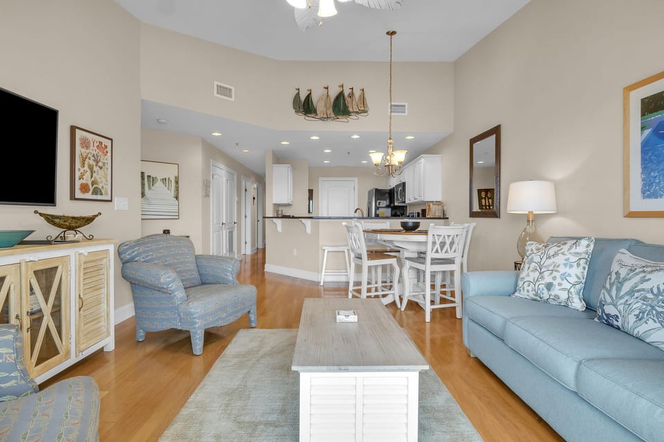 Living Area - Northeast