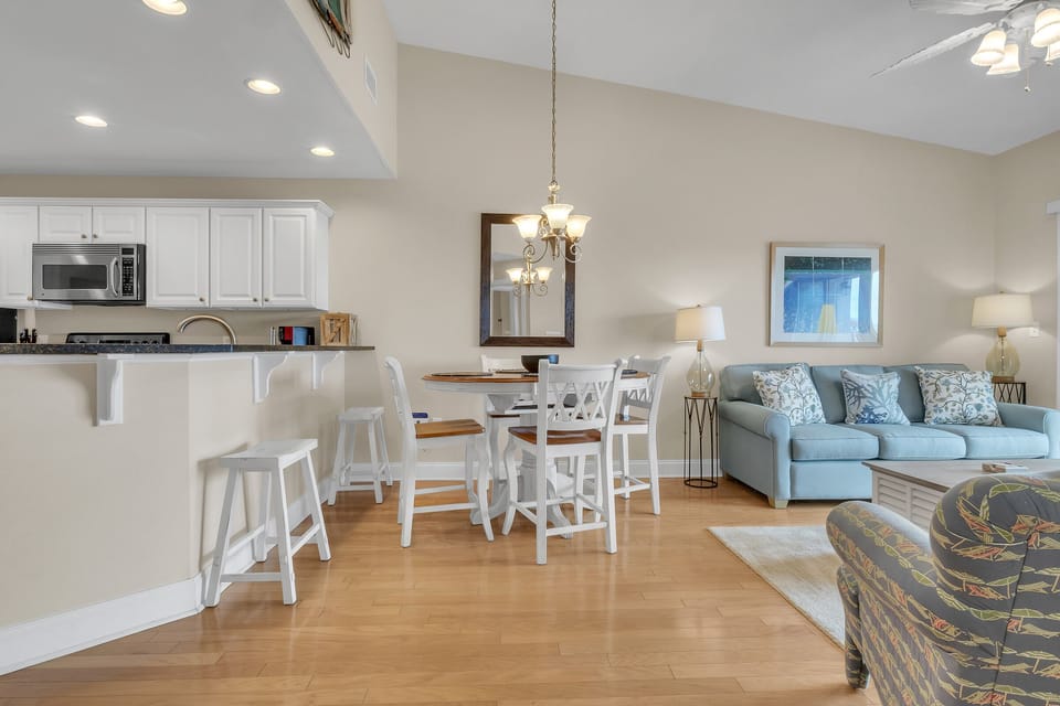 Dining / Kitchen - Northeast