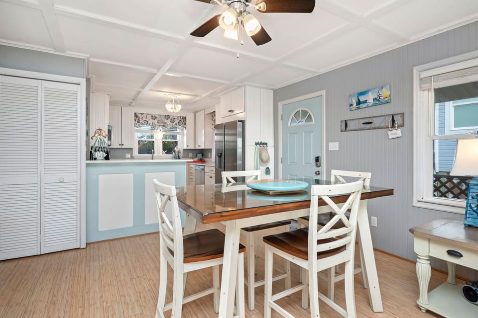 Dining Area - East