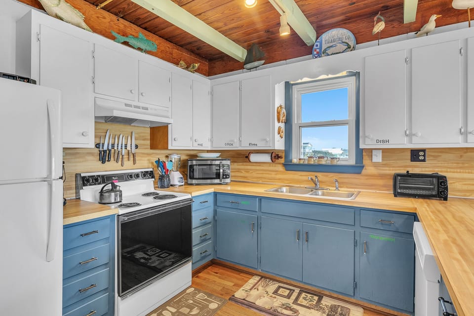 Kitchen - East