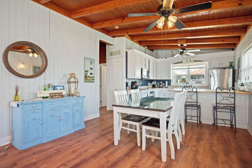 Dining Area - East