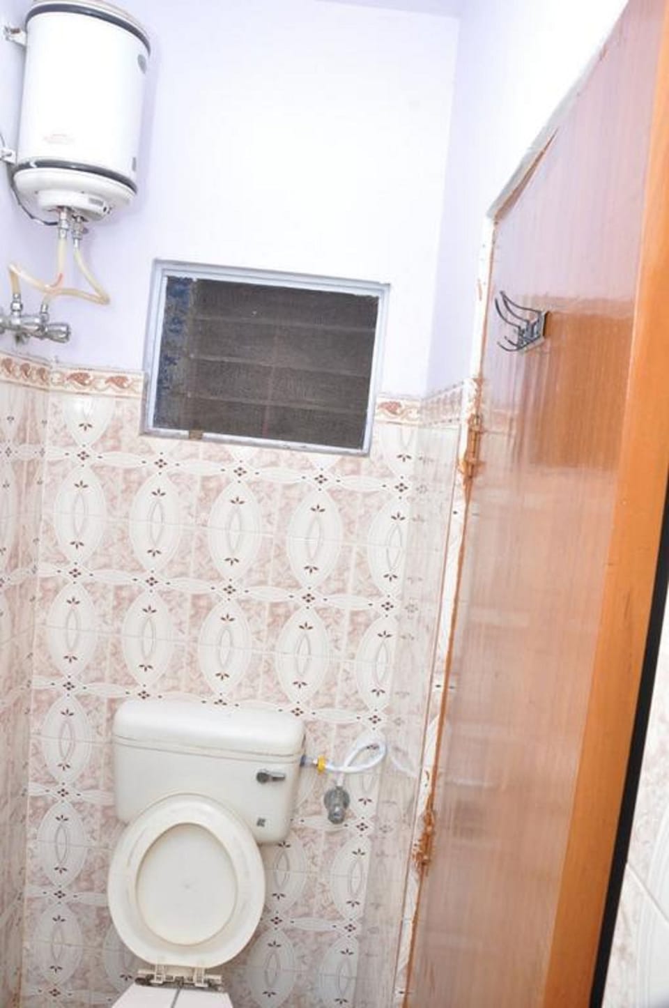 Deluxe Room, 1 Double Bed, Non Smoking | Bathroom | Shower