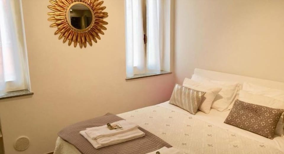 Double Room | Free WiFi, bed sheets