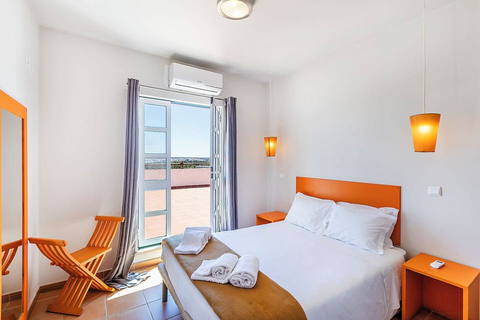 Double Room | Blackout drapes, free WiFi, bed sheets