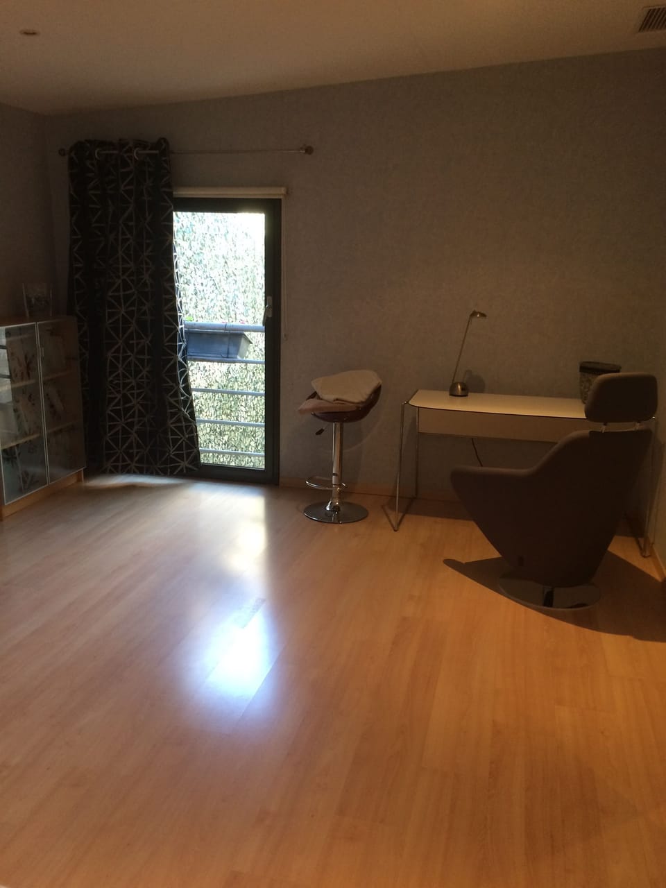 Double Room (Ocean) | Blackout drapes, iron/ironing board, free WiFi, bed sheets