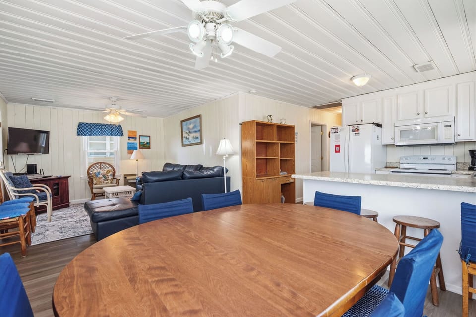 Dining Area - 1st Floor Southeast