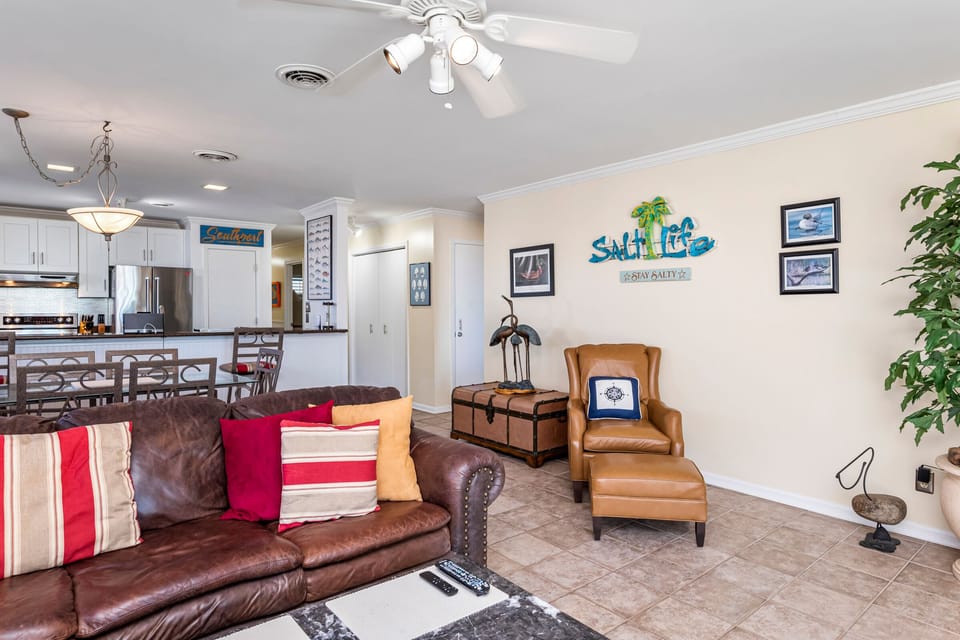 Living Room - Southwest