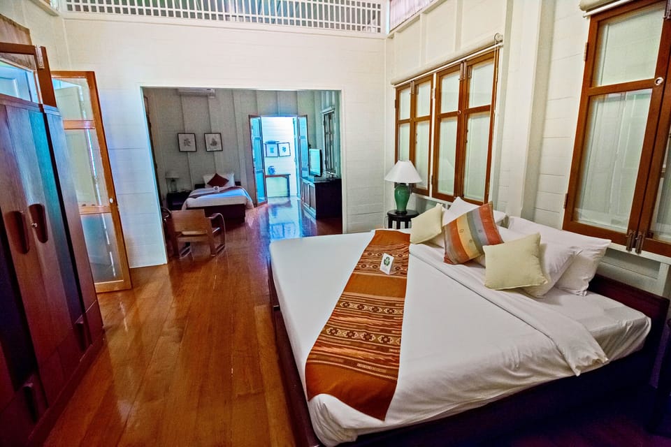 Bannika Suite | Bathroom | Free toiletries, hair dryer, slippers, bidet