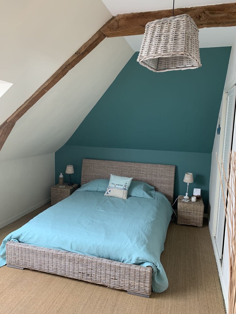 Family Room, 2 Bedrooms, Hot Tub, Garden Area | Individually decorated, individually furnished, desk, laptop workspace