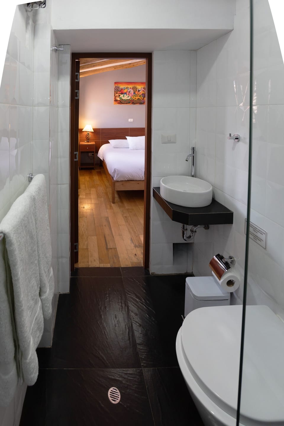 Single Room, 1 Double Bed | Down comforters, individually decorated, laptop workspace