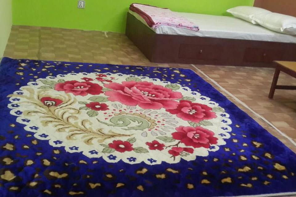 Room, 1 Double Bed, Non Smoking | Free WiFi
