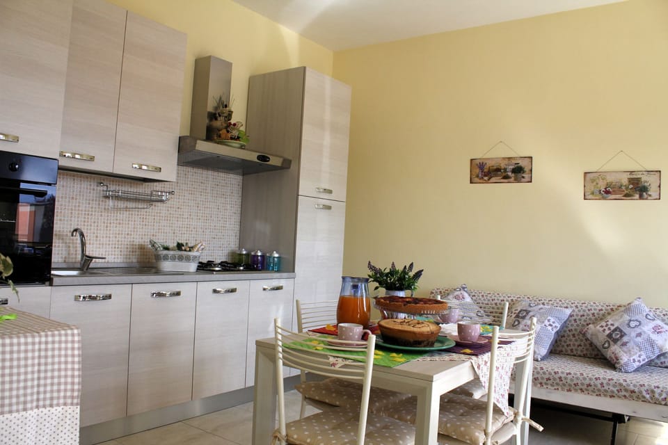 Apartment, 1 Bedroom | Private kitchen | Fridge