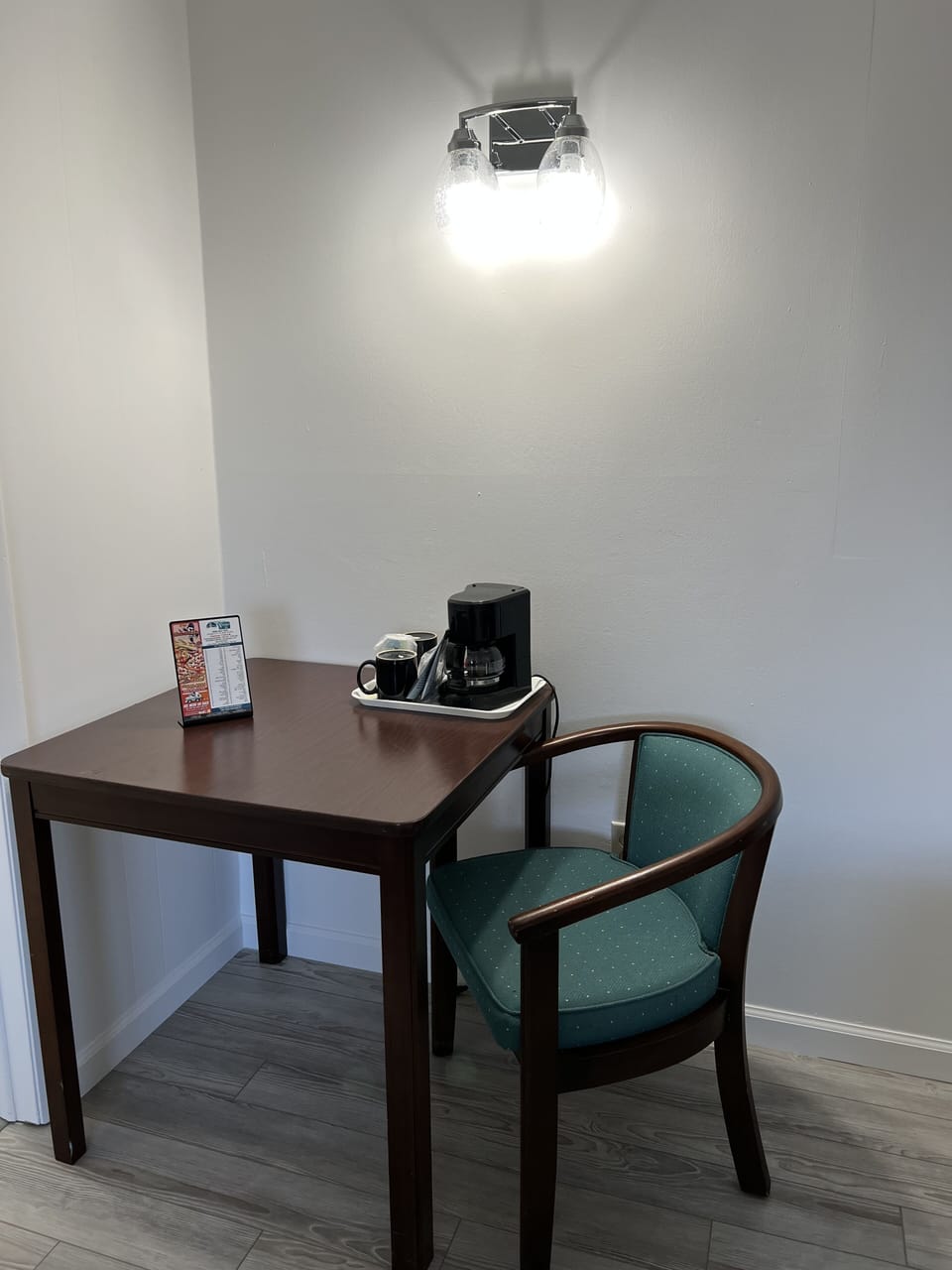 Standard Room, 2 Queen Beds, Exterior | In-room dining