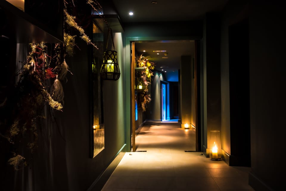 Sauna, hot tub, body treatments, body wraps, body scrubs, facials