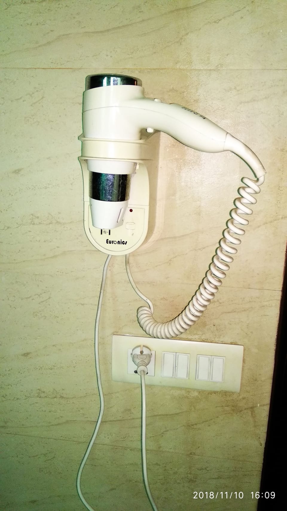 Shower, rainfall showerhead