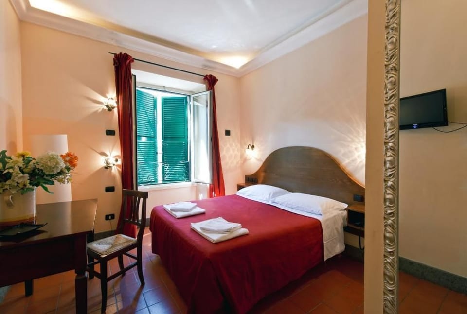 Double Room | Rollaway beds, free WiFi, bed sheets