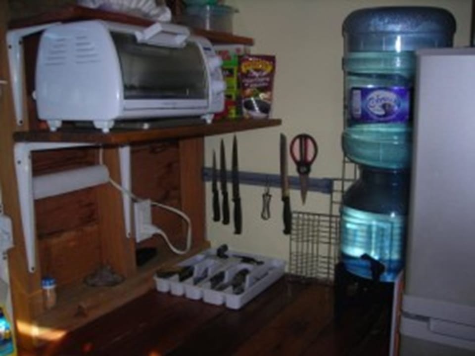 Cottage, Non Smoking | Private kitchen | Full-size fridge, microwave, oven, stovetop