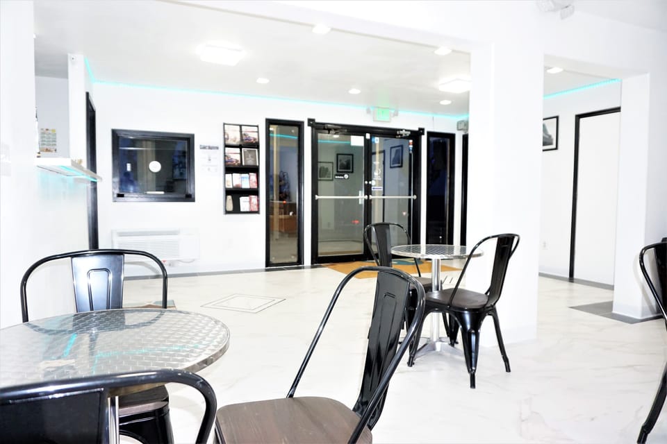 Free daily full breakfast