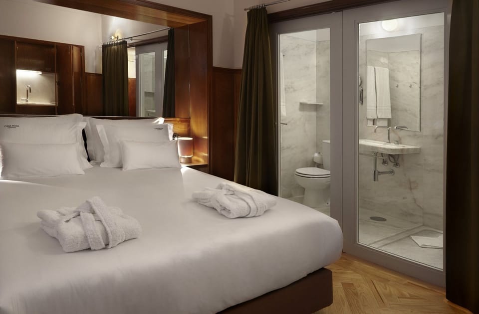 Shower, free toiletries, hair dryer, bathrobes