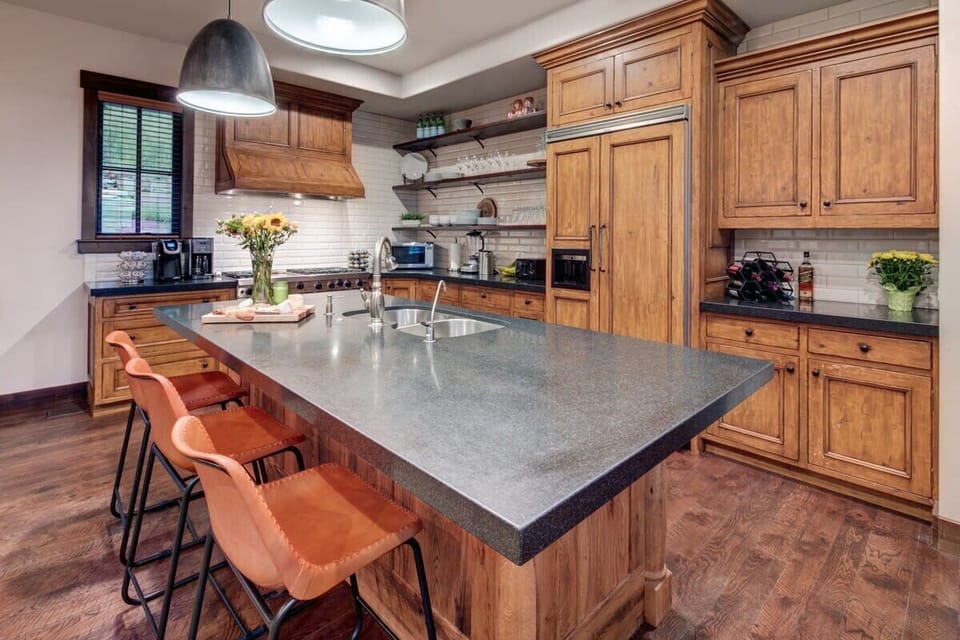 Breakfast bar