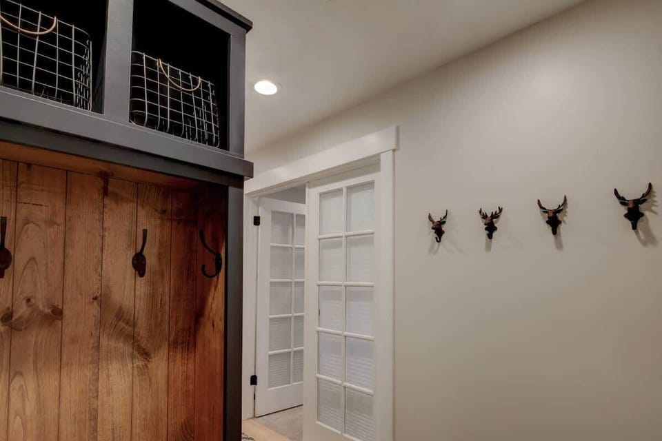 Mud Room: Convenient gear storage