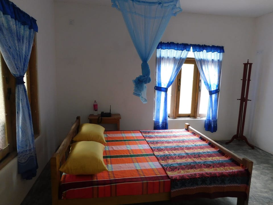 Luxury Double Room, 2 Bedrooms, Smoking, Garden View | 2 bedrooms, minibar, in-room safe, free WiFi