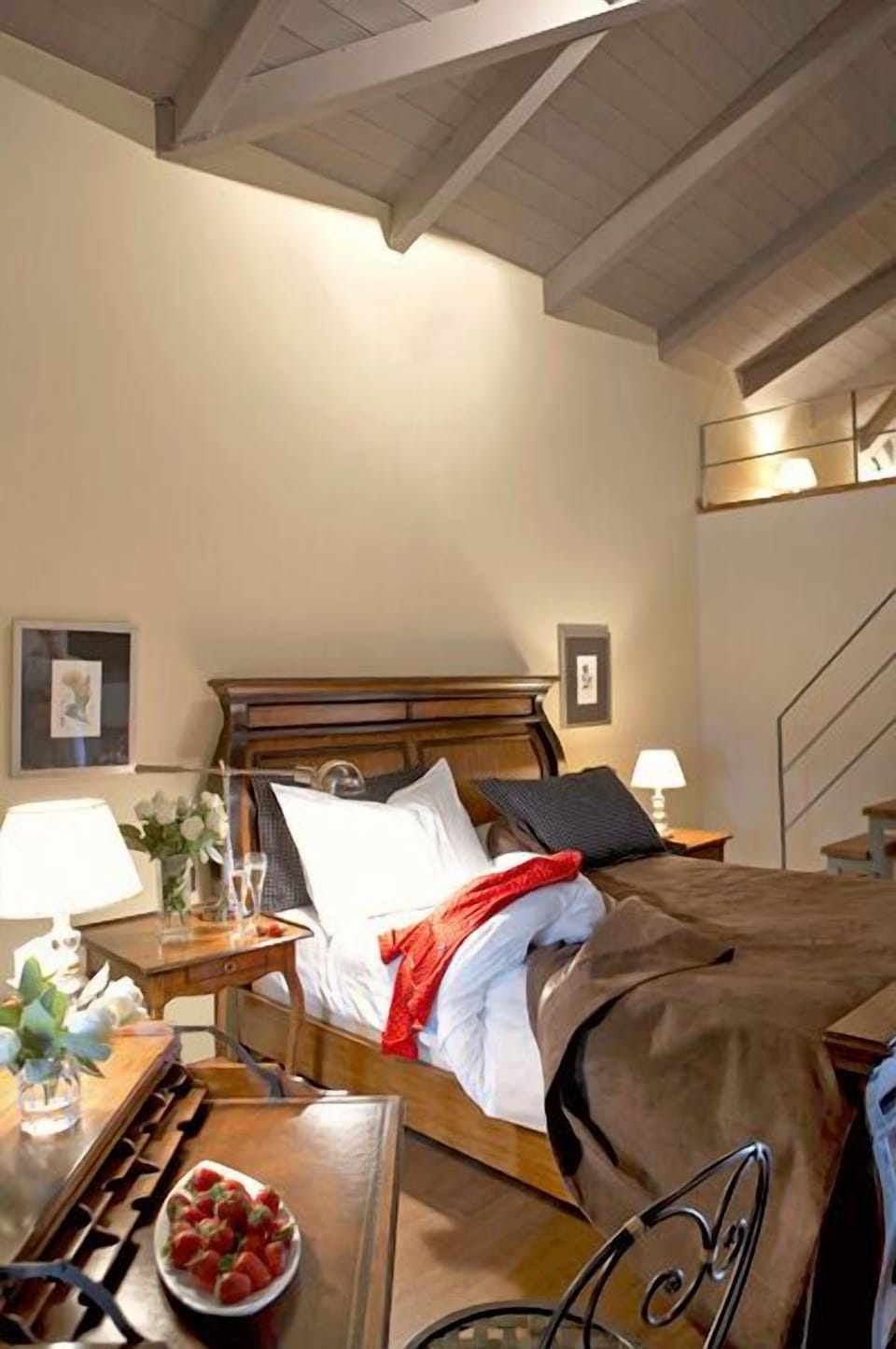 Premium Double with Attic and Fireplace | Premium bedding, in-room safe, desk, blackout drapes