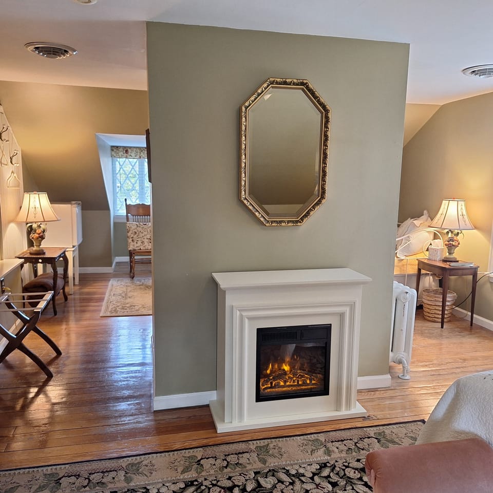The Carriage Inn B&B Bed and Breakfast in Charles Town