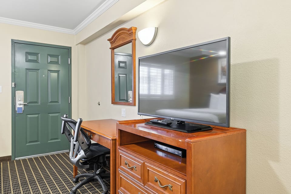 Standard Double Room, 2 Double Beds | In-room safe, desk, iron/ironing board, free WiFi