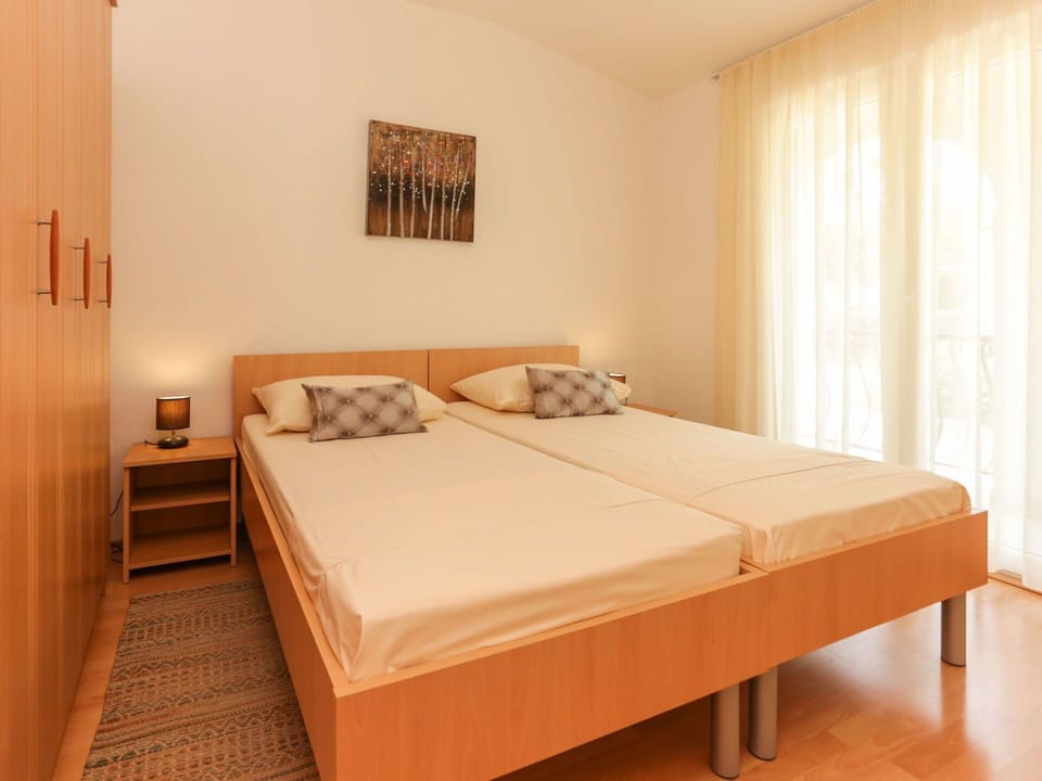 Bedroom, Bed, Furniture, Room, Bed Sheet, Mattress, Property, Bed Frame, Bedding, Interior Design